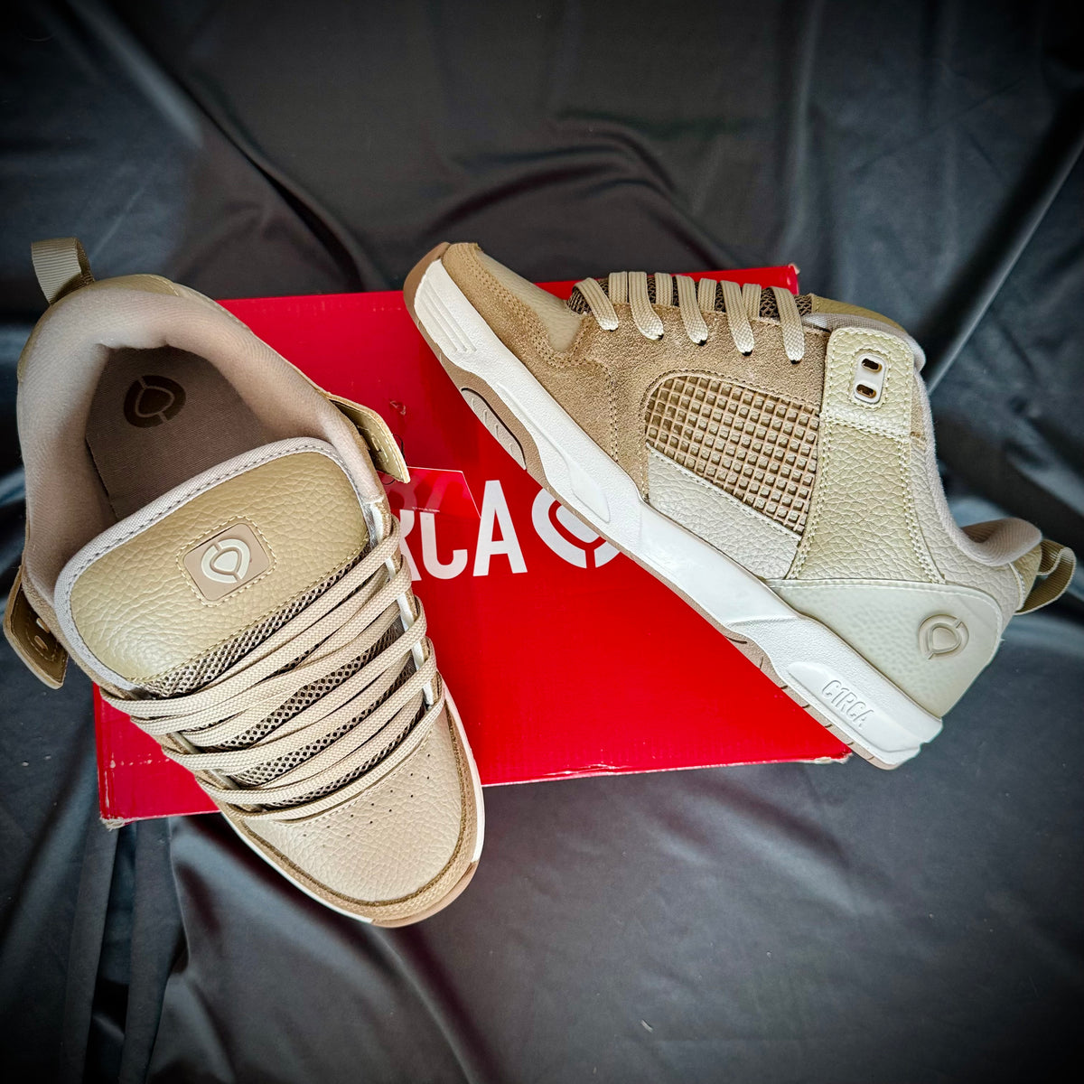 Tenis C1rca Tave TT Greige Taupe Warehouse Footwear