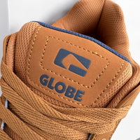 Tenis Globe Tilt Burnt Caramel