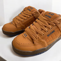 Tenis Globe Tilt Burnt Caramel